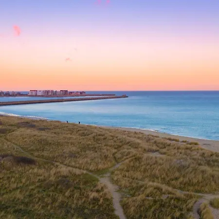 Hamptons 1 Og, Balkon, Tiefgarage * オルペニッツ