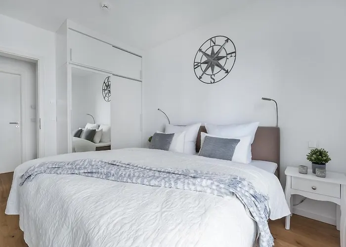 Hamptons 1 Og, Balkon, Tiefgarage *